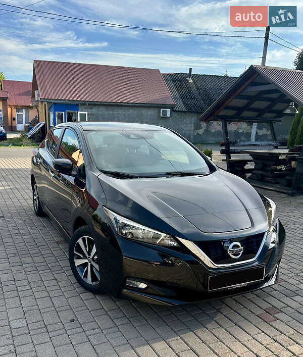 Хетчбек Nissan Leaf 2020 в Хусті