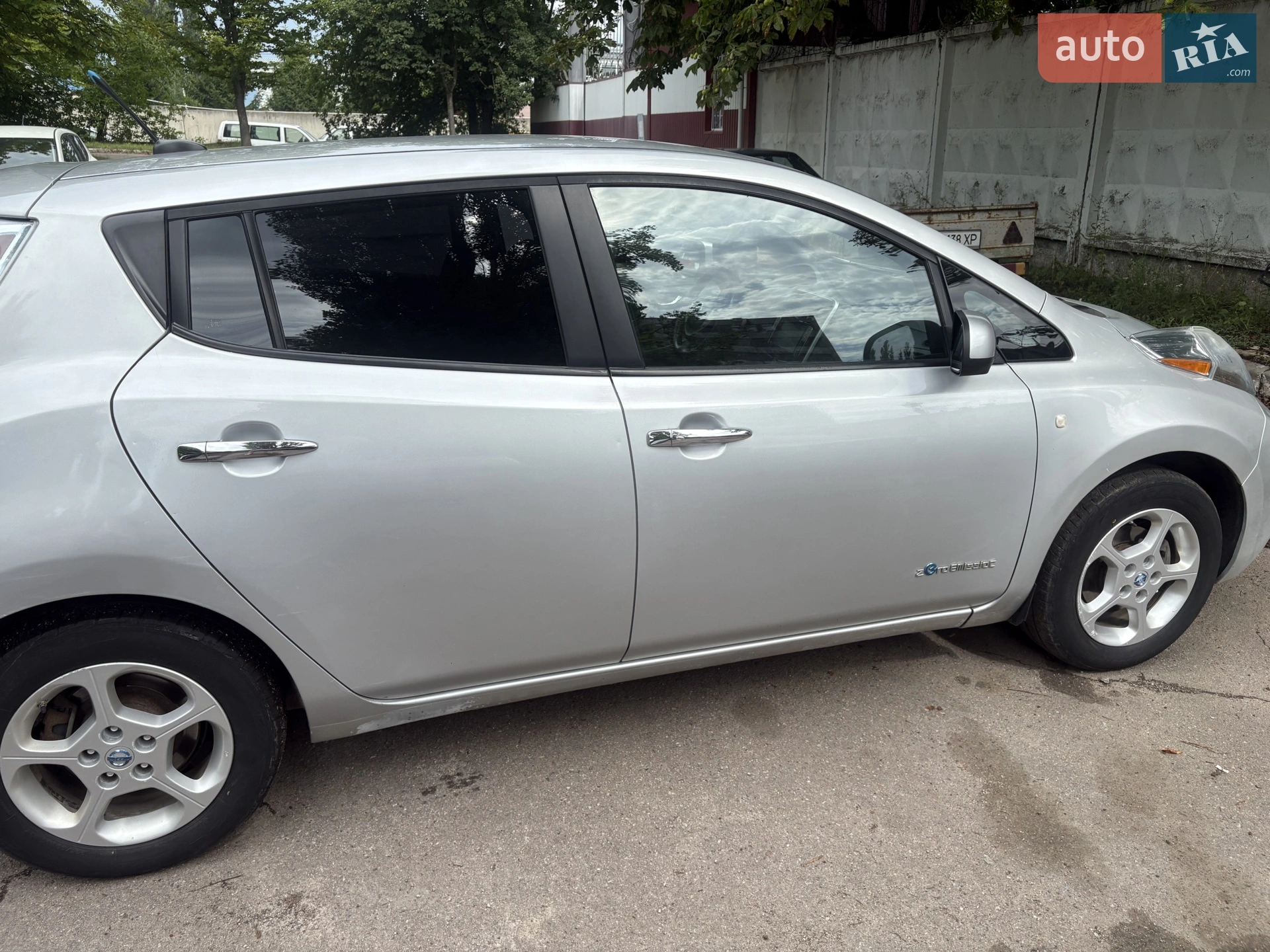2013 Nissan Leaf - мініатюра 11