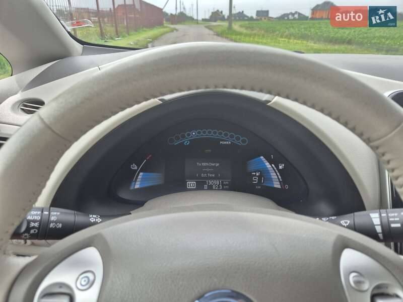 Хэтчбек Nissan Leaf 2012 в Луцке