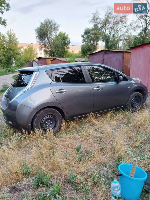 Nissan Leaf 2014