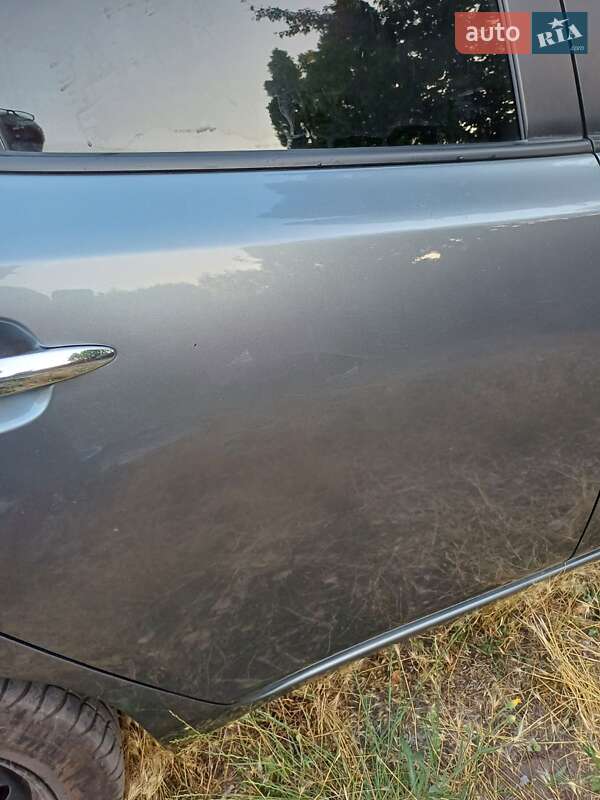 Хэтчбек Nissan Leaf 2014 в Александрие фото 12 Хэтчбек Nissan Leaf 2014 в Александрие