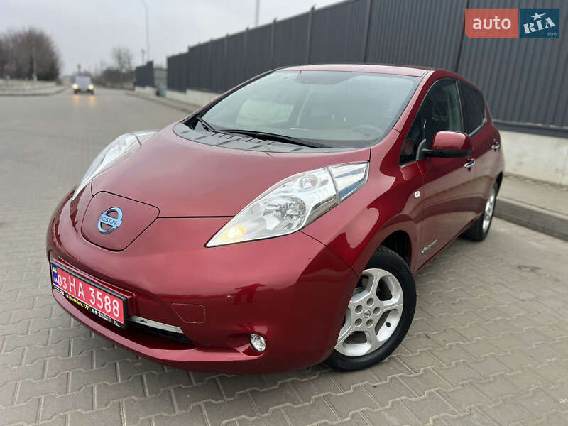 Хэтчбек Nissan Leaf 2016 в Луцке