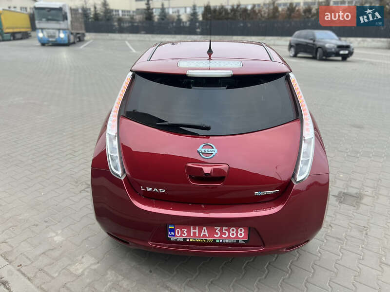 Хэтчбек Nissan Leaf 2016 в Луцке