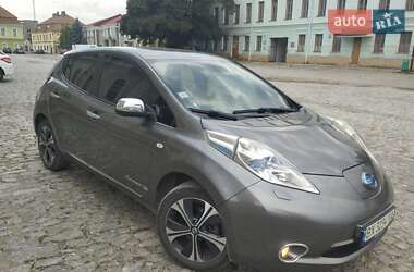 Хетчбек Nissan Leaf 2014 в Кам'янець-Подільському