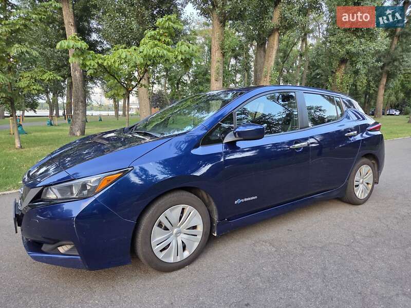 Хетчбек Nissan Leaf 2018 в Києві фото 12 Хетчбек Nissan Leaf 2018 в Києві