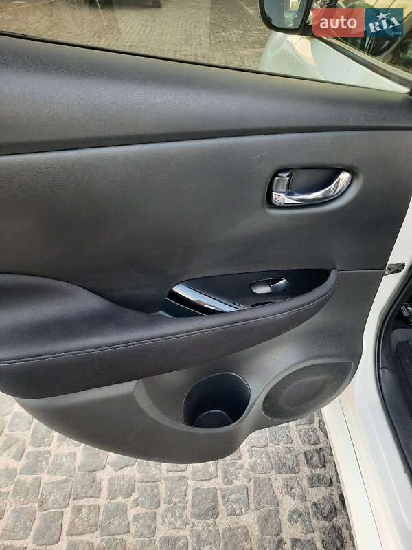 Хэтчбек Nissan Leaf 2020 в Днепре фото 20 Хэтчбек Nissan Leaf 2020 в Днепре