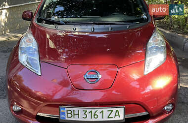 Хэтчбек Nissan Leaf 2013 в Одессе