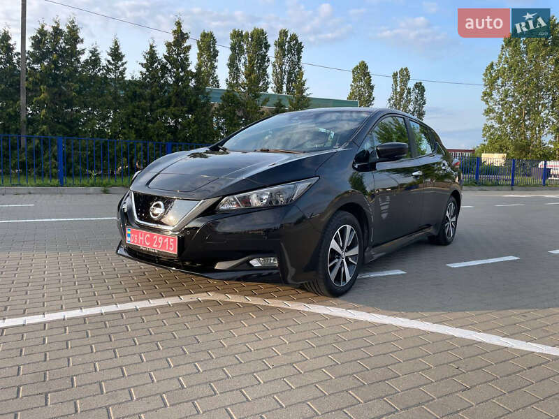 Nissan Leaf 2021