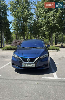 Хэтчбек Nissan Leaf 2018 в Кропивницком