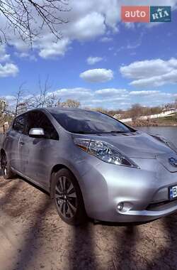 Хэтчбек Nissan Leaf 2016 в Харькове