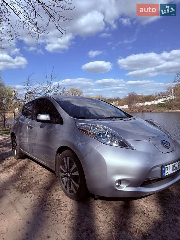 Nissan Leaf 2016