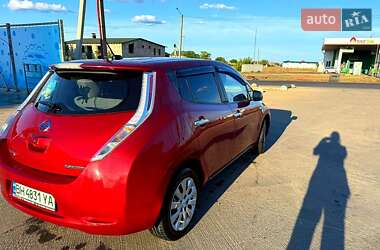 Хетчбек Nissan Leaf 2015 в Одесі