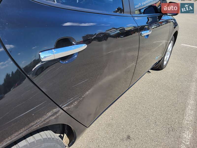 Хэтчбек Nissan Leaf 2014 в Киеве фото 72 Хэтчбек Nissan Leaf 2014 в Киеве