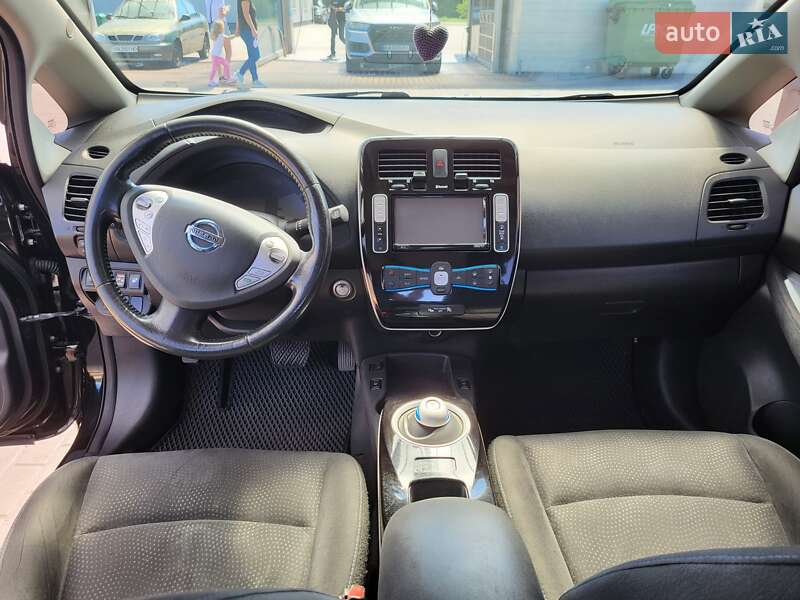 Хэтчбек Nissan Leaf 2014 в Киеве фото 120 Хэтчбек Nissan Leaf 2014 в Киеве