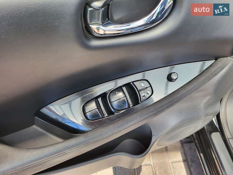 Хэтчбек Nissan Leaf 2014 в Киеве фото 140 Хэтчбек Nissan Leaf 2014 в Киеве