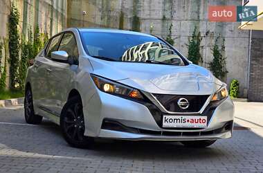 Хэтчбек Nissan Leaf 2018 в Хмельницком
