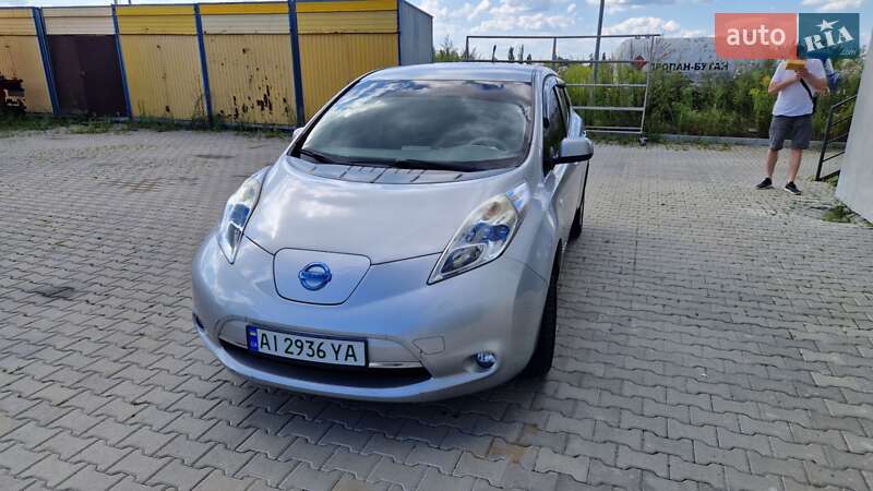 Nissan Leaf 2012