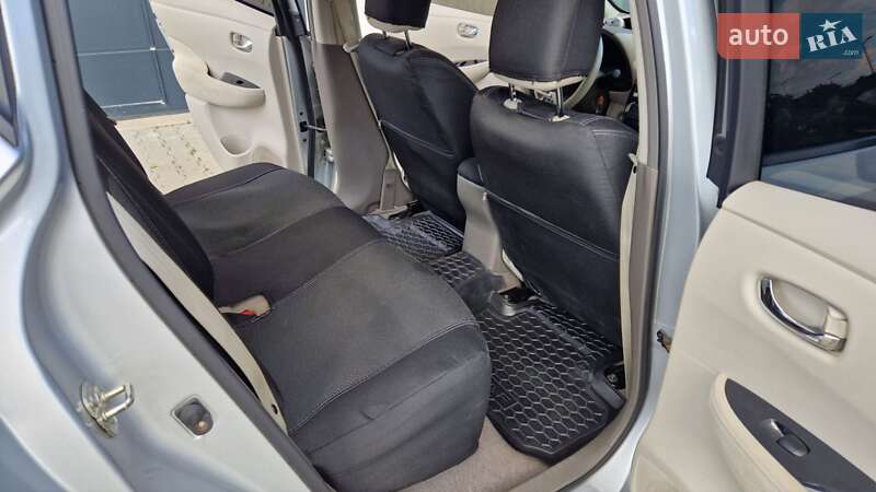 Хэтчбек Nissan Leaf 2012 в Киеве