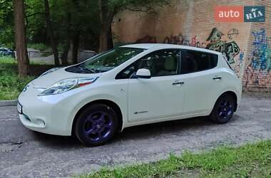 Хетчбек Nissan Leaf 2012 в Львові