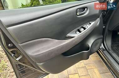 Хэтчбек Nissan Leaf 2016 в Виннице