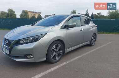 Хетчбек Nissan Leaf 2018 в Івано-Франківську