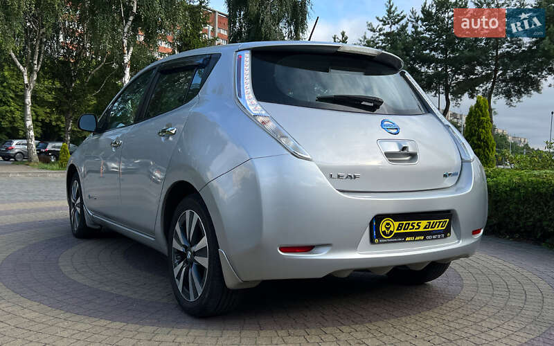 Хэтчбек Nissan Leaf 2016 в Львове