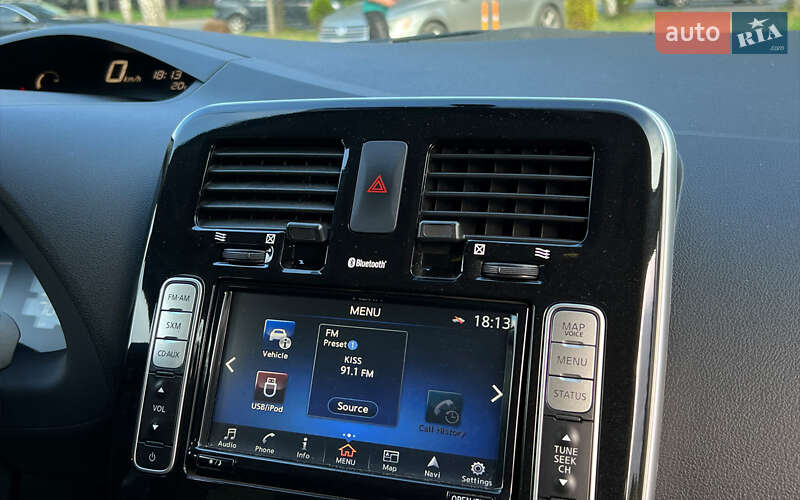 Хэтчбек Nissan Leaf 2016 в Львове