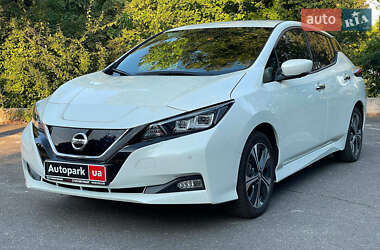 Хэтчбек Nissan Leaf 2020 в Киеве