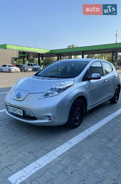 Хетчбек Nissan Leaf 2014 в Кременчуці