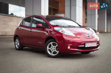 Хэтчбек Nissan Leaf 2017 в Киеве