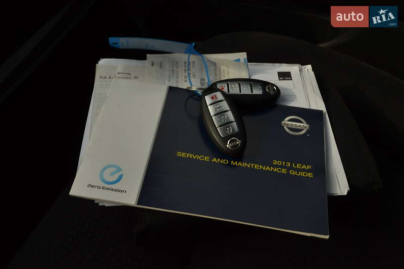 Хетчбек Nissan Leaf 2014 в Луцьку