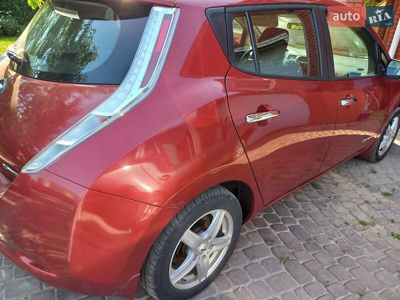Хэтчбек Nissan Leaf 2014 в Виннице фото 10 Хэтчбек Nissan Leaf 2014 в Виннице