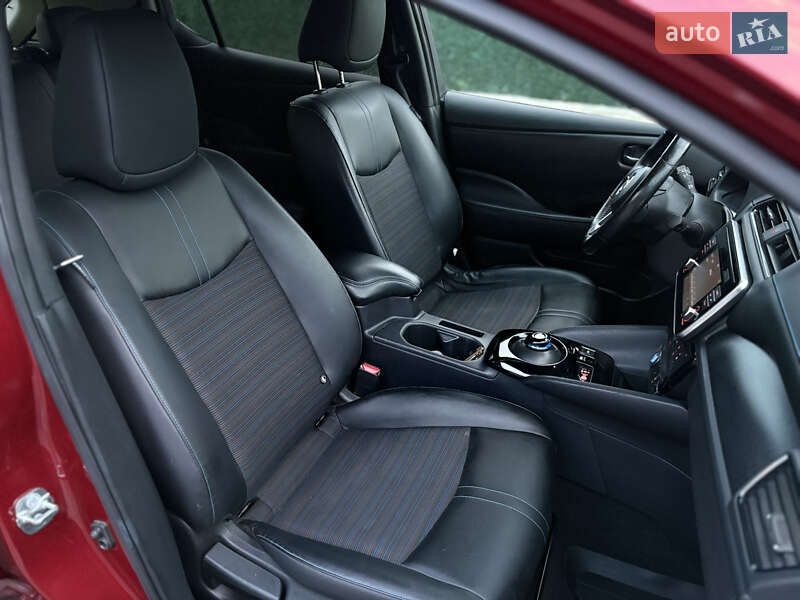 Хэтчбек Nissan Leaf 2019 в Луцке фото 34 Хэтчбек Nissan Leaf 2019 в Луцке