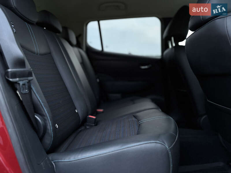 Хэтчбек Nissan Leaf 2019 в Луцке фото 37 Хэтчбек Nissan Leaf 2019 в Луцке