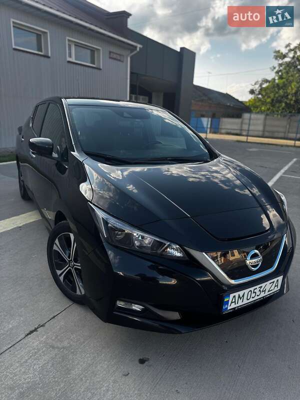 Хэтчбек Nissan Leaf 2018 в Бердичеве