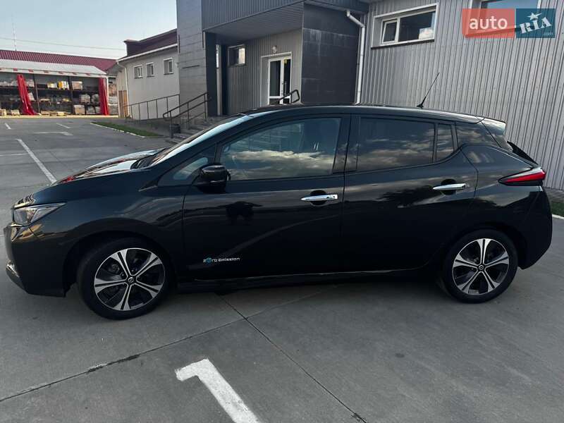 Хэтчбек Nissan Leaf 2018 в Бердичеве