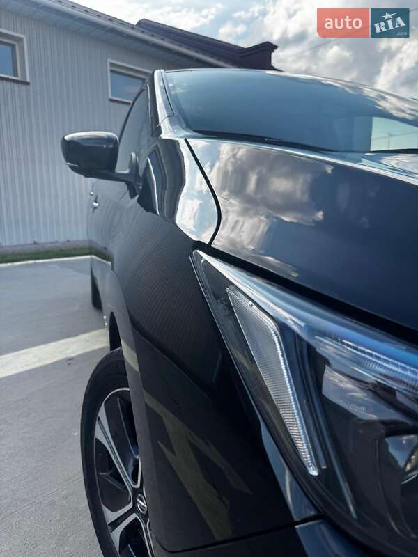 Хэтчбек Nissan Leaf 2018 в Бердичеве