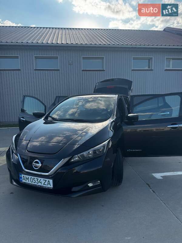 Хэтчбек Nissan Leaf 2018 в Бердичеве