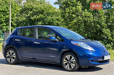 Хетчбек Nissan Leaf 2015 в Кременчуці