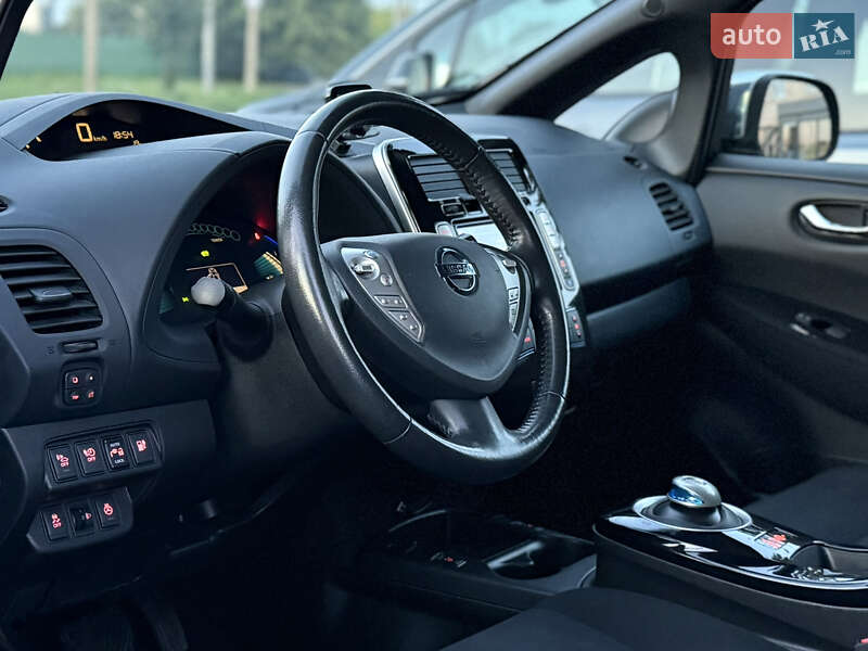 Хэтчбек Nissan Leaf 2015 в Житомире фото 9 Хэтчбек Nissan Leaf 2015 в Житомире
