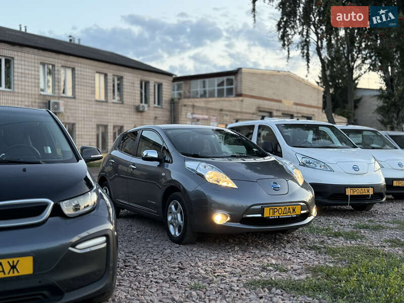 Хэтчбек Nissan Leaf 2015 в Житомире фото 51 Хэтчбек Nissan Leaf 2015 в Житомире