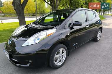Хетчбек Nissan Leaf 2013 в Дніпрі