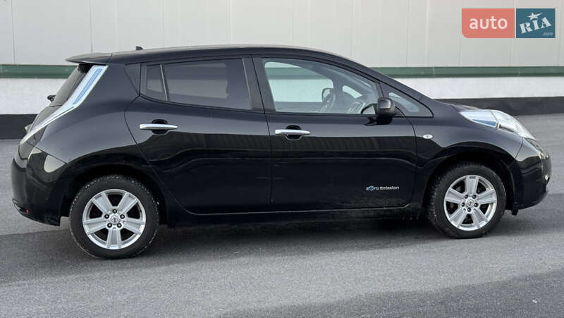 Хэтчбек Nissan Leaf 2013 в Виннице
