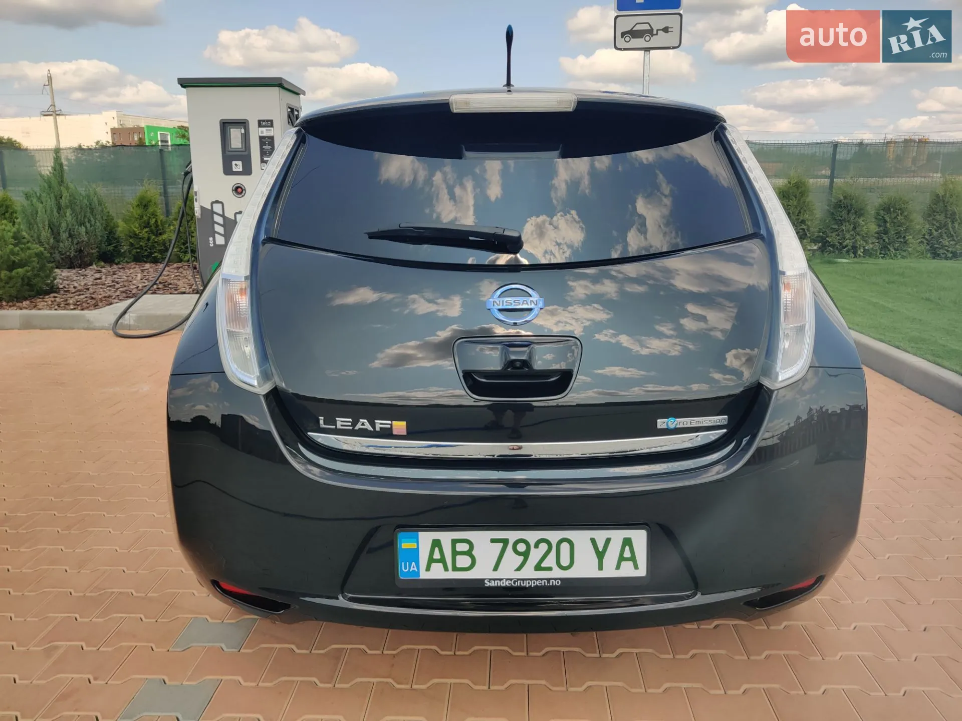 2014 Nissan Leaf - мініатюра 12