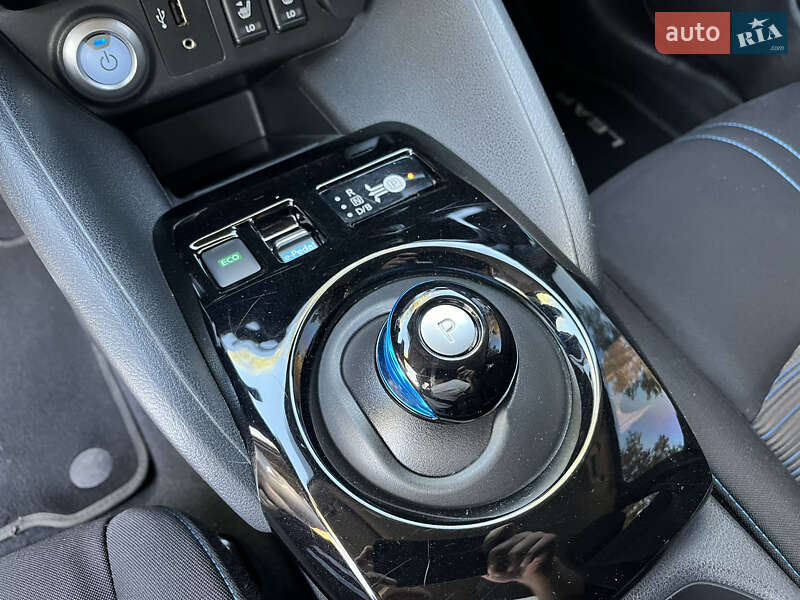 Хэтчбек Nissan Leaf 2018 в Кобеляках