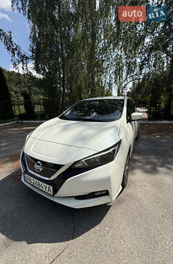 Хэтчбек Nissan Leaf 2021 в Знаменке