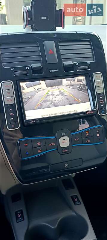 Хэтчбек Nissan Leaf 2012 в Одессе