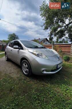 Хетчбек Nissan Leaf 2014 в Вашківцях