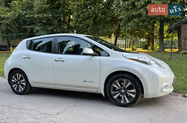Хэтчбек Nissan Leaf 2015 в Виннице