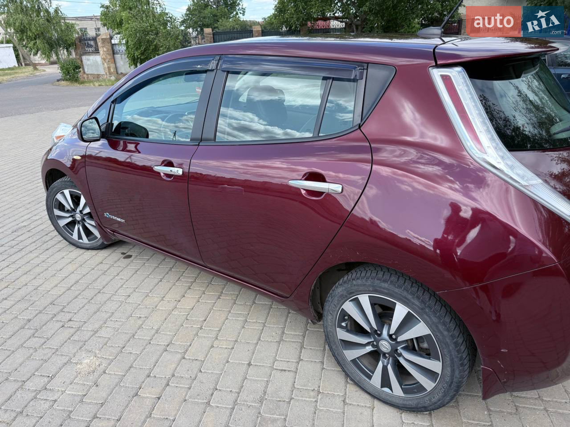 2016 Nissan Leaf - мініатюра 8